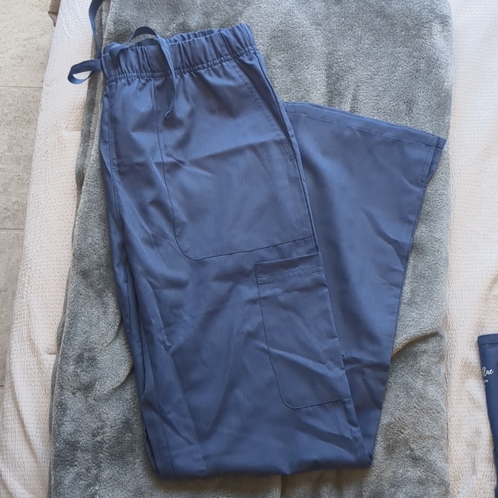 Olivia Rae scrub set - Picture 2 of 3